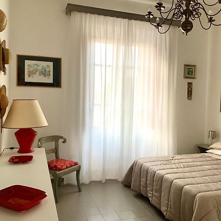 Guest House A Due Passi Olbia Eksteriør billede